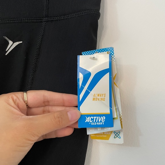 Old Navy gym/ yoga pants - Picture 11 of 14